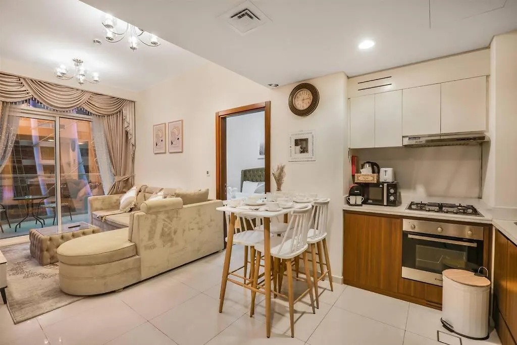 2Br - Luxe Serene Suite By Canal Dubai 0*,  United Arab Emirates