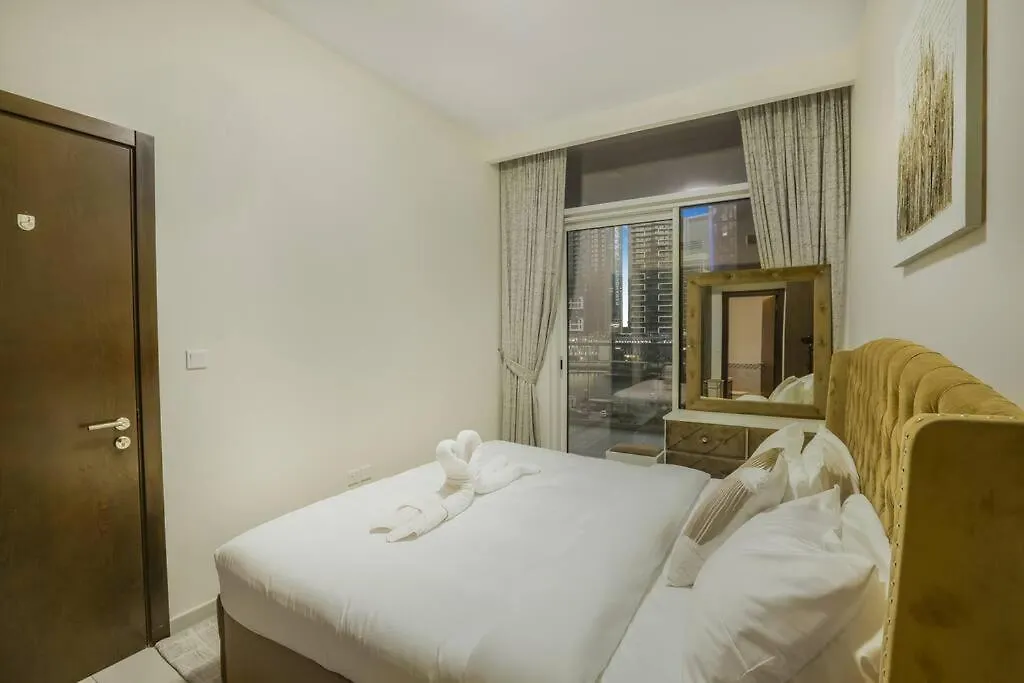 2Br - Luxe Serene Suite By Canal Dubai 0*,