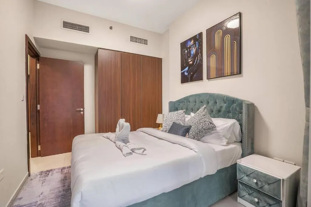 2Br - Luxe Serene Suite By Canal Dubai Apartment